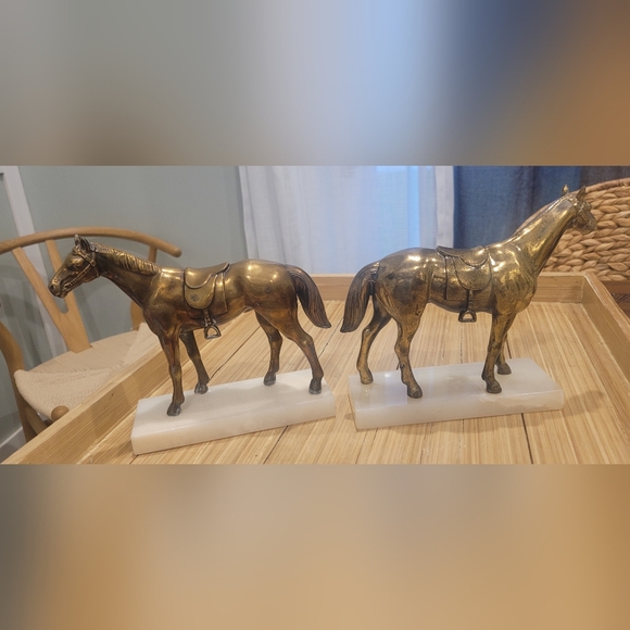 Brass Horses Mounted on Marble Bases - Picture 3 of 16